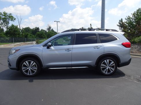 Used 2020 Subaru Ascent Limited w/ Technology Package AWD/4WD image 7