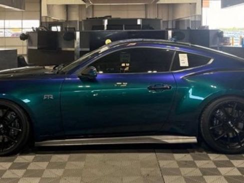 Used 2024 Ford Mustang GT Premium w/ GT Performance Package RWD image 5