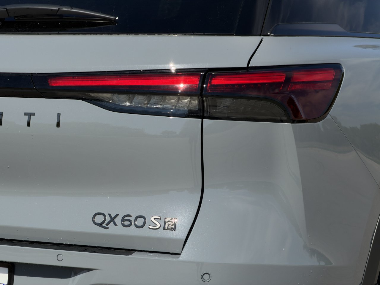 New 2027 INFINITI QX60 Sport w/ Dark Cargo Package AWD/4WD image 9