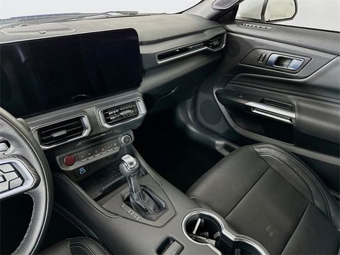 Used 2024 Ford Mustang GT Premium image 27