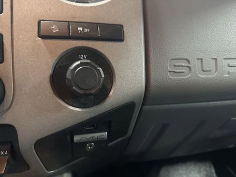 Used 2016 Ford F250 XLT w/ XLT Value Package image 23