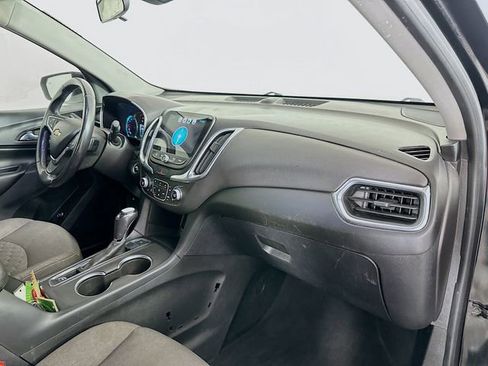 Used 2018 Chevrolet Equinox LT image 28