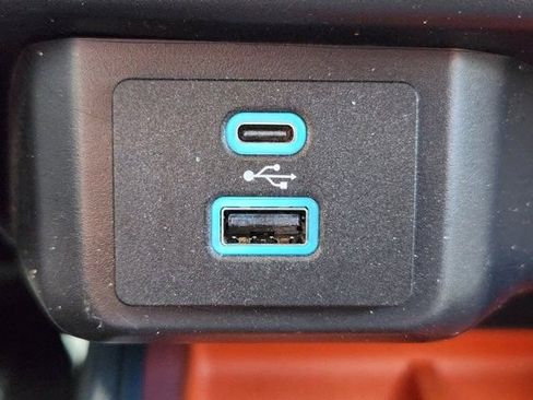 Used 2024 Ford Maverick XLT image 19