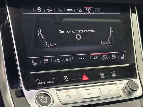 Used 2023 Audi Q8 Prestige w/ Prestige Package image 20