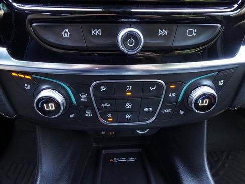 Used 2023 Chevrolet Traverse Premier w/ Redline Edition FWD image 16