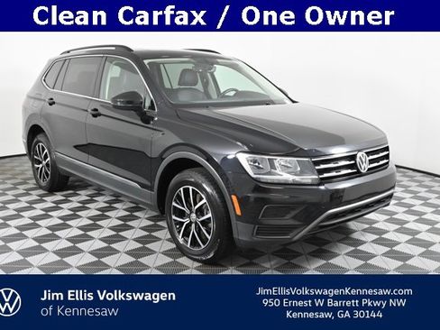 Used 2021 Volkswagen Tiguan SE w/ Panoramic Sunroof Package image 1
