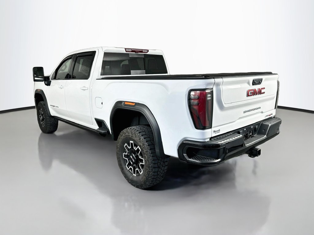 Used 2024 GMC Sierra 2500 AT4X AWD/4WD image 5