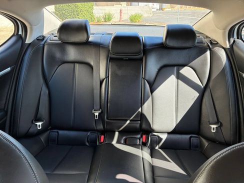 Used 2026 Genesis G70 2.5T RWD image 40