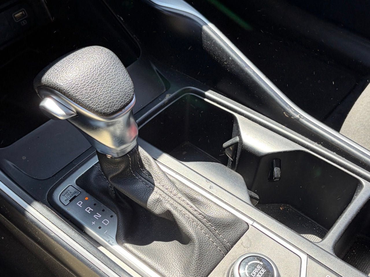 Used 2022 Kia Sorento LX FWD image 8