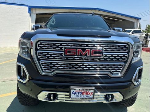 Used 2019 GMC Sierra 1500 Denali w/ Denali Ultimate Package AWD/4WD image 4