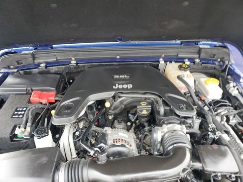 Used 2019 Jeep Wrangler Unlimited Sport S image 10