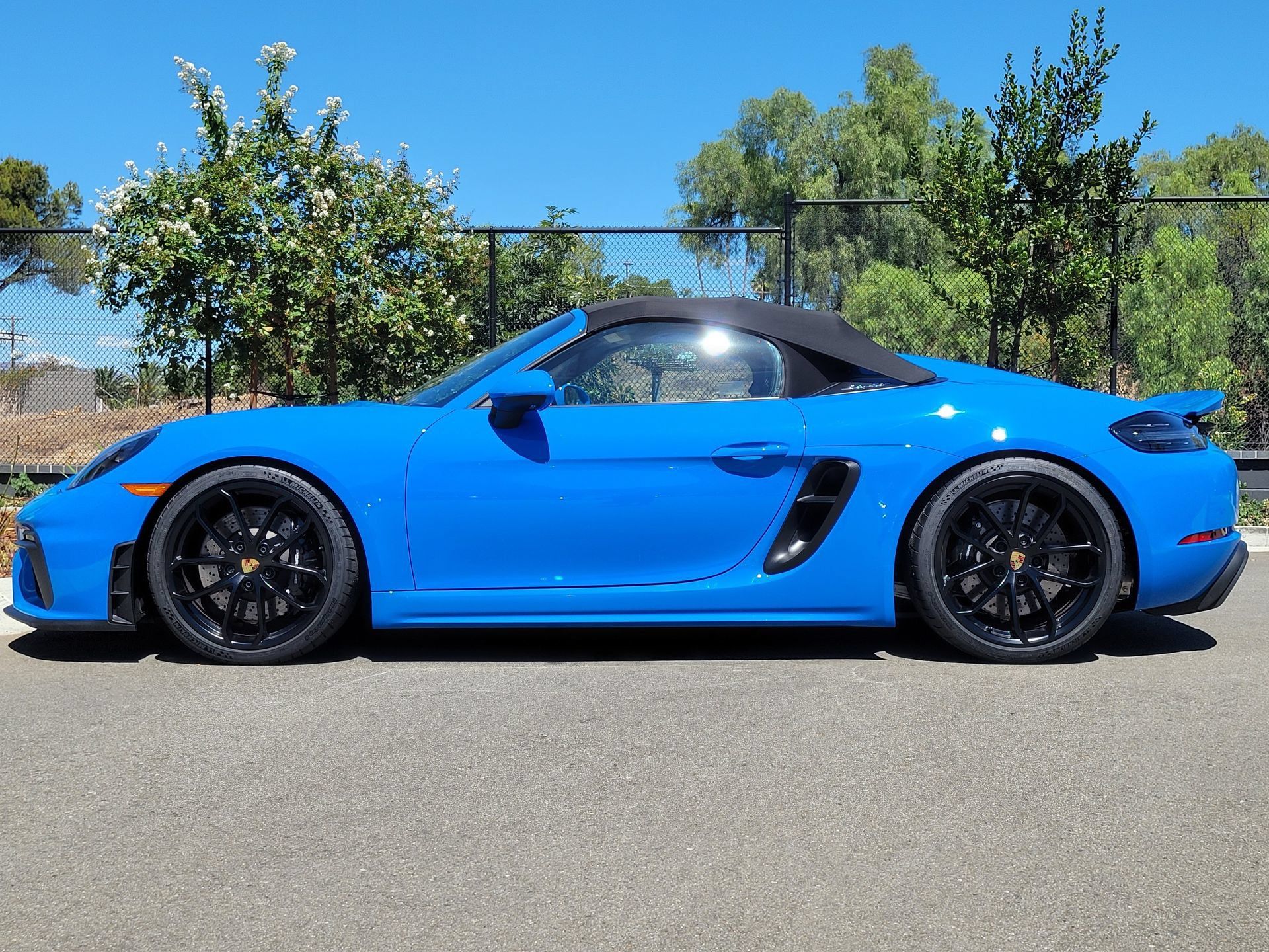 Certified 2023 Porsche 718 Boxster Spyder RWD image 2