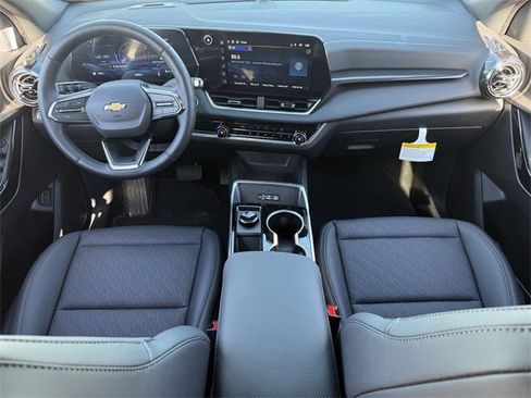 New 2026 Chevrolet Equinox LT w/ Convenience Package II image 10