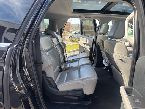 Certified 2025 Ford Expedition Max Active AWD/4WD image 30