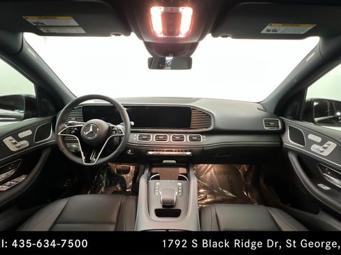 Certified 2025 Mercedes-Benz GLE 450 4MATIC image 9