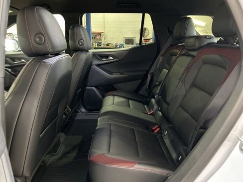 New 2026 Chevrolet Equinox RS w/ Convenience Package III AWD/4WD image 41