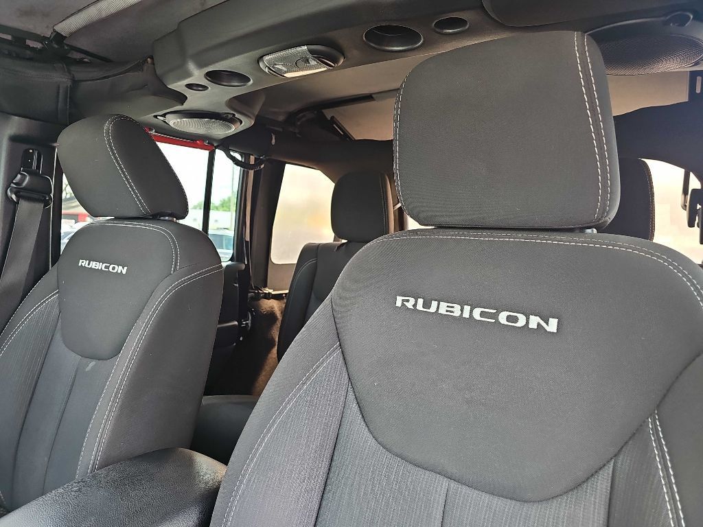Used 2014 Jeep Wrangler Unlimited Rubicon w/ Connectivity Group AWD/4WD image 27