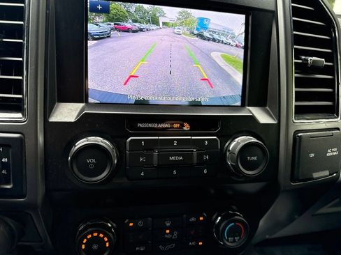 Used 2019 Ford F150 XLT w/ Equipment Group 302A Luxury AWD/4WD image 27