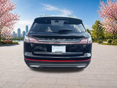 Certified 2023 Lincoln Nautilus AWD w/ Premium Package image 5