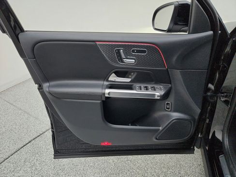 Certified 2024 Mercedes-Benz GLB 250 image 41