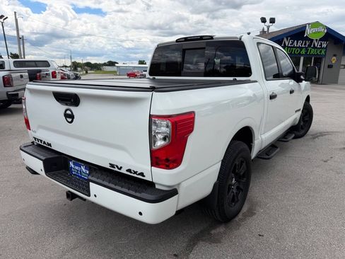 Used 2021 Nissan Titan SV w/ SV Convenience Package AWD/4WD image 6
