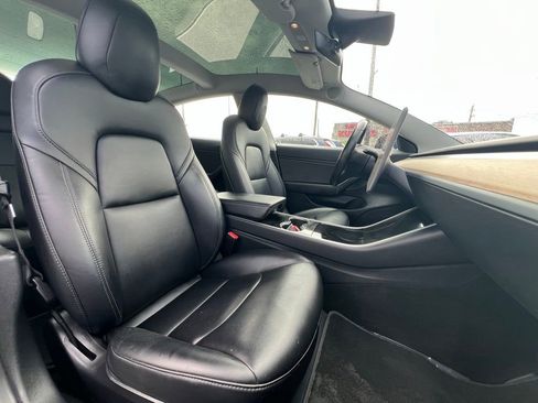 Used 2018 Tesla Model 3 Long Range image 27