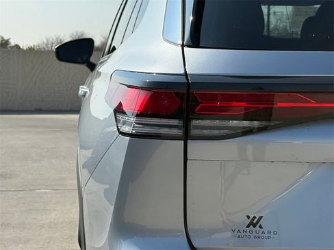 New 2025 Volkswagen Tiguan S image 11