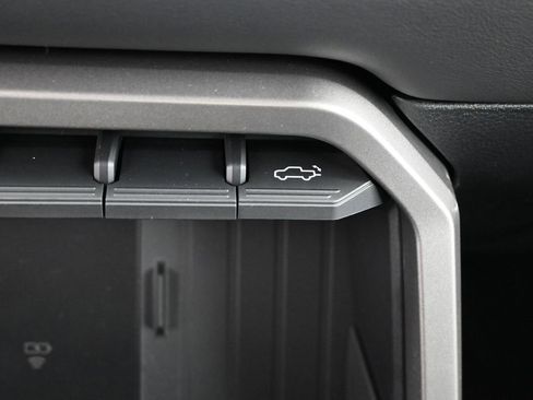 Certified 2026 Toyota Tundra Platinum AWD/4WD image 24