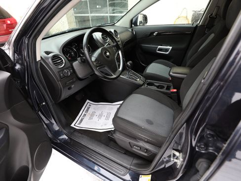 Used 2014 Chevrolet Captiva Sport LT image 16