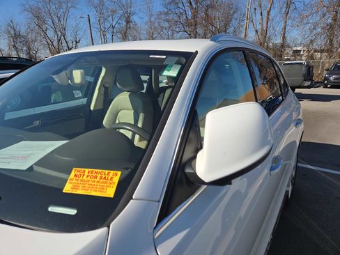 Used 2015 Audi Q5 2.0T Premium Plus w/ Technology Package image 10