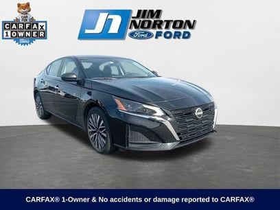 Used 2025 Nissan Altima 2.5 SV