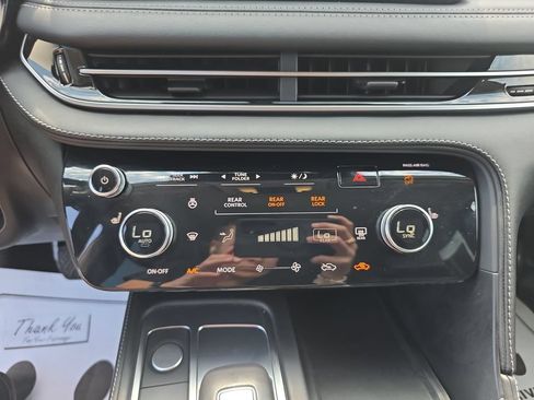 Used 2023 INFINITI QX60 Pure AWD/4WD image 23