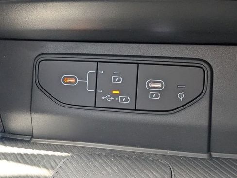 New 2026 Kia Sportage SX FWD image 28