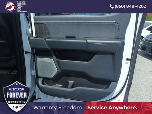 Used 2022 Ford F150 Raptor w/ Raptor 37 Performance Package AWD/4WD image 30