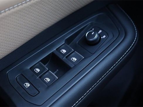 New 2026 Volkswagen Atlas Cross Sport SE image 16