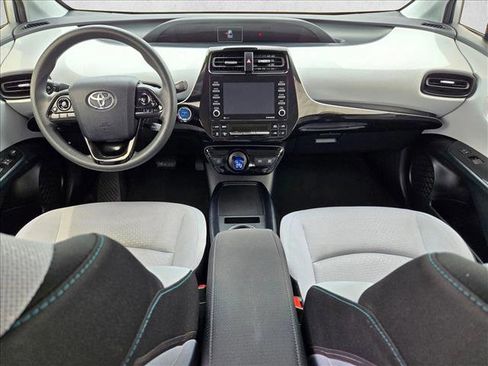 Used 2022 Toyota Prius LE FWD image 21