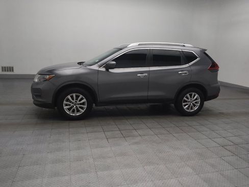 Used 2020 Nissan Rogue SV AWD/4WD image 2