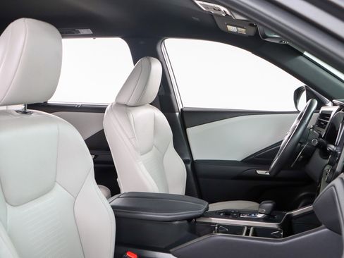 Used 2024 Lexus TX 350 FWD w/ Cold Weather Package image 28