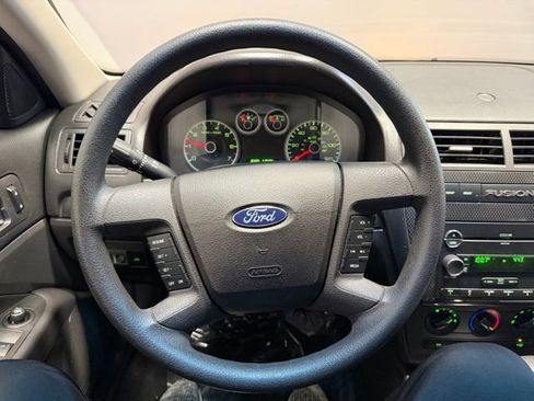 Used 2009 Ford Fusion SE image 24