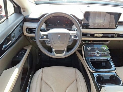 Certified 2022 Lincoln Nautilus Reserve w/ Equipment Group 201A image 13