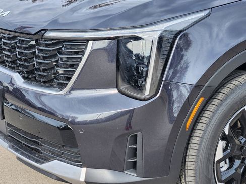 New 2026 Kia Sorento S image 6