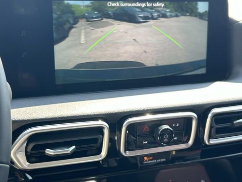 New 2026 Nissan Sentra SR w/ Floor Mat Package FWD image 33