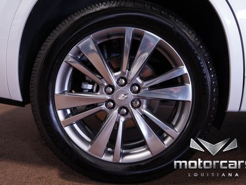 Used 2023 Cadillac XT6 Premium Luxury image 21