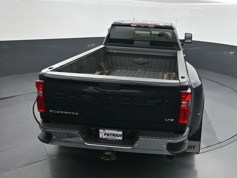 Used 2024 Chevrolet Silverado 3500 LTZ w/ LTZ Plus Package AWD/4WD image 32