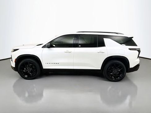 Used 2024 Chevrolet Traverse RS FWD image 4