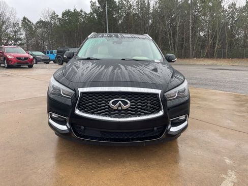 Used 2020 INFINITI QX60 Luxe w/ Essential Package image 3