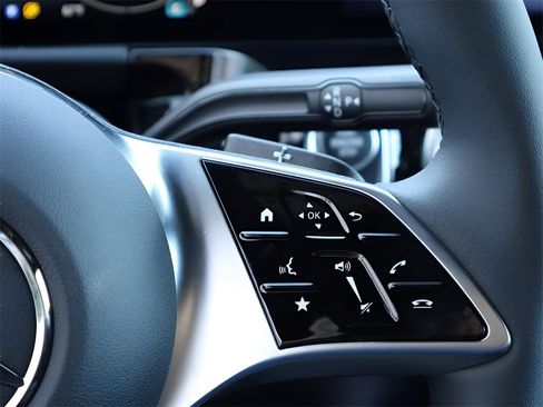 New 2026 Mercedes-Benz GLA 250 4MATIC image 32