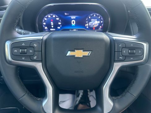 Used 2023 Chevrolet Suburban LT w/ Luxury Package AWD/4WD image 31