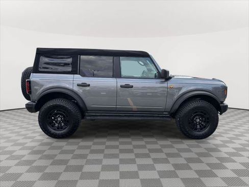 Used 2026 Ford Bronco Badlands AWD/4WD image 8