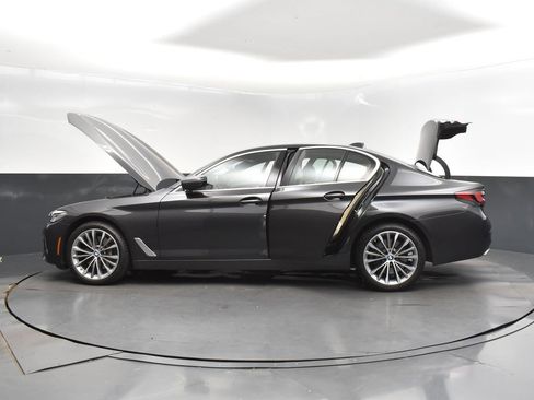 Used 2022 BMW 540i w/ Premium Package RWD image 47